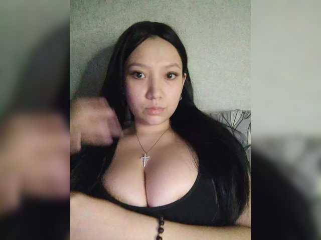 Arina979797's BongaCams show and profile