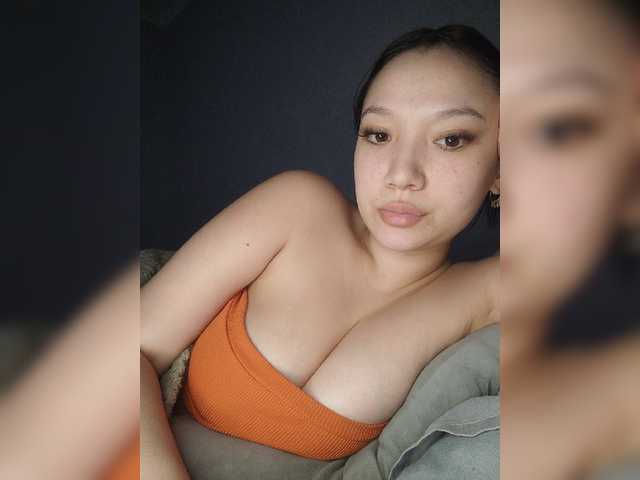Arina979797 live cam on BongaCams