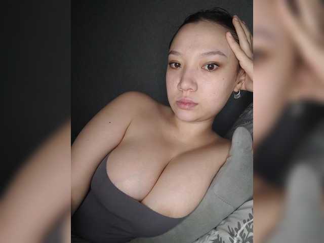 Arina979797 live cam on BongaCams