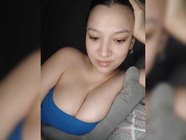 Arina979797 live cam on BongaCams