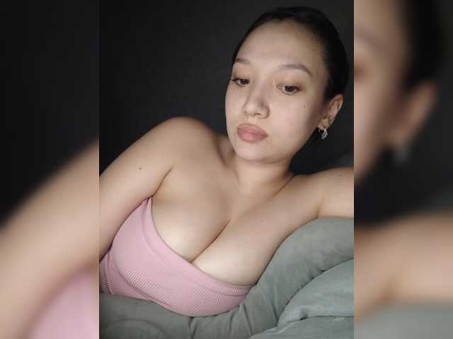 Arina979797 live cam on BongaCams