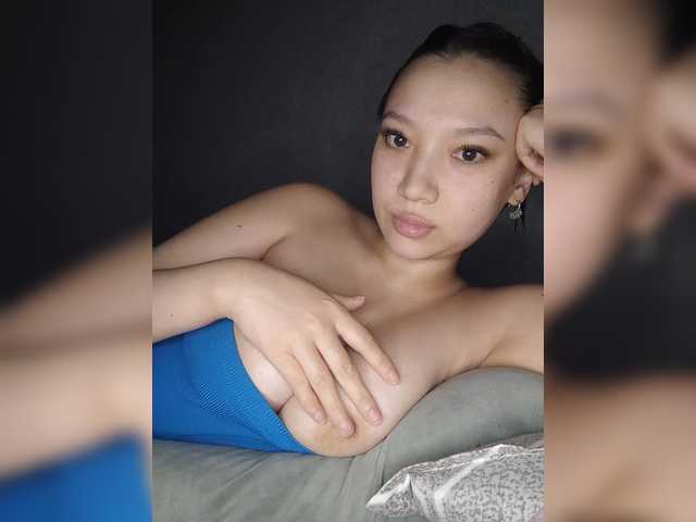 Arina979797 live cam on BongaCams