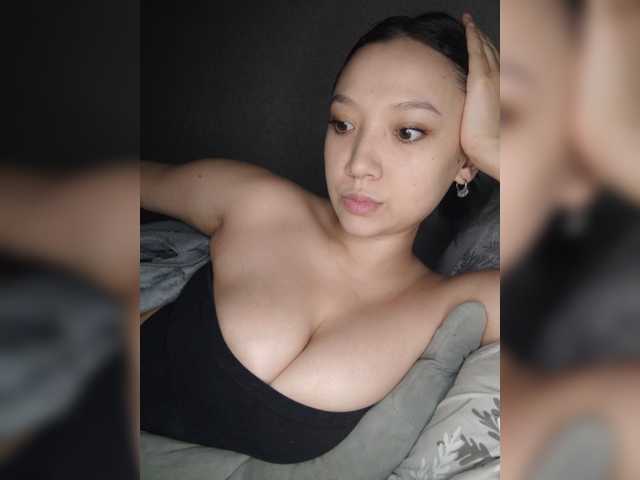Arina979797 live cam on BongaCams