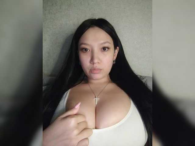 Arina979797's BongaCams show and profile