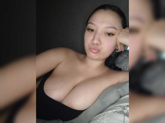 Arina979797 live cam on BongaCams