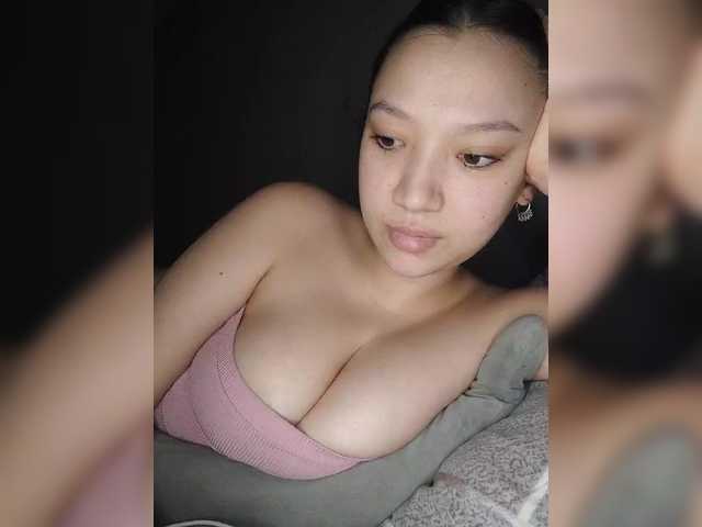 Arina979797 live cam on BongaCams
