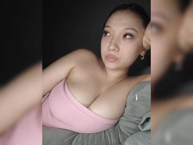 Arina979797 live cam on BongaCams