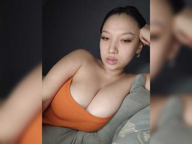 Arina979797 live cam on BongaCams