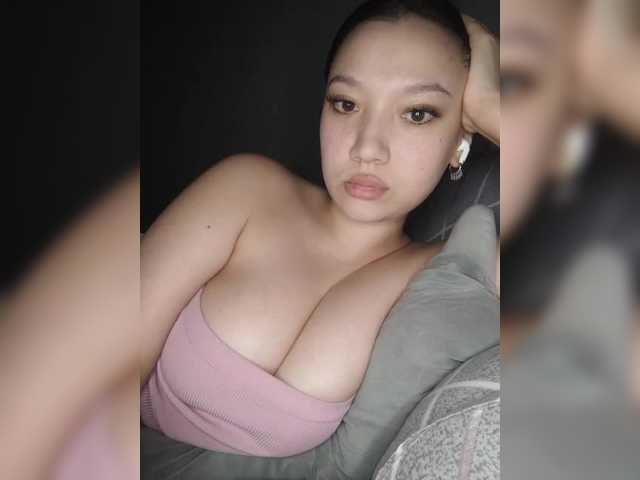 Arina979797 live cam on BongaCams