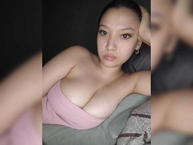 Arina979797 live cam on BongaCams