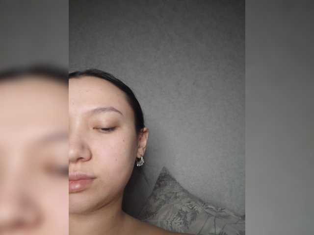 Arina979797 live cam on BongaCams