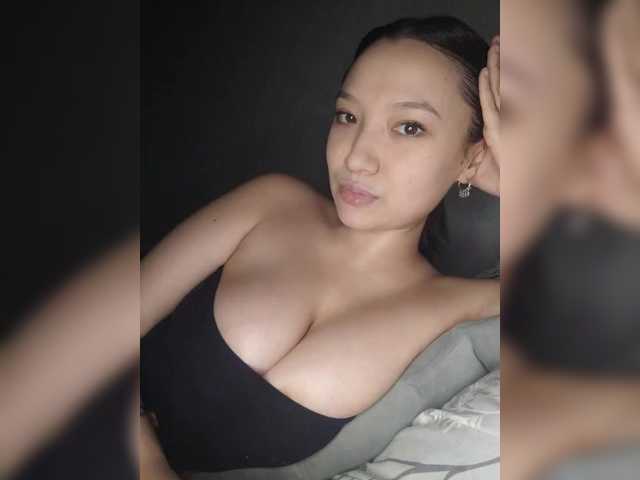 Arina979797 live cam on BongaCams