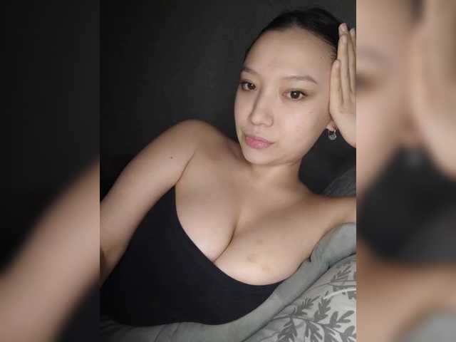 Arina979797 live cam on BongaCams