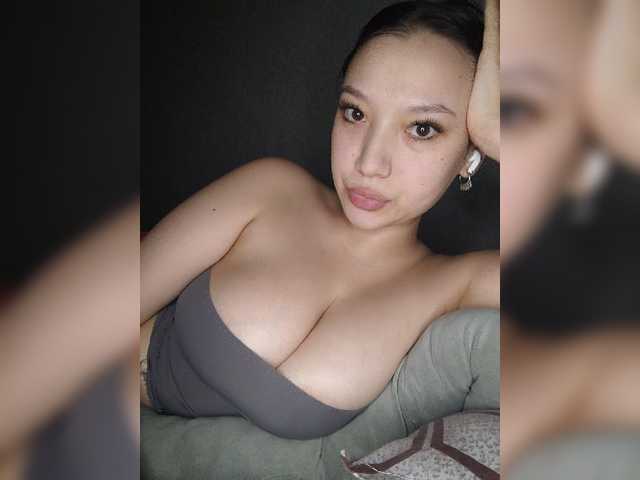 Arina979797 live cam on BongaCams