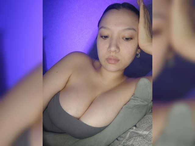 Arina979797 live cam on BongaCams