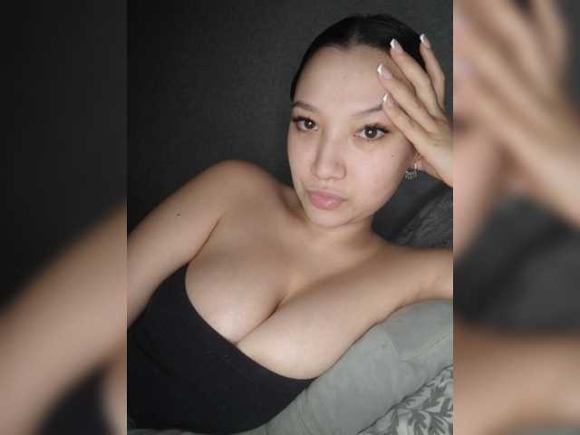 Goldlove1 preview