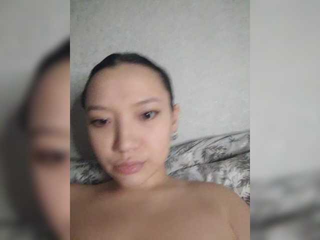 Arina979797 live cam on BongaCams