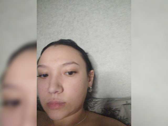 Arina979797 live cam on BongaCams