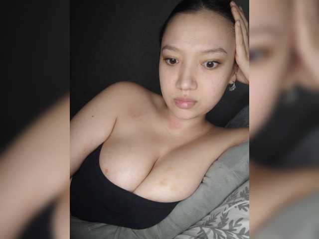 Arina979797 live cam on BongaCams