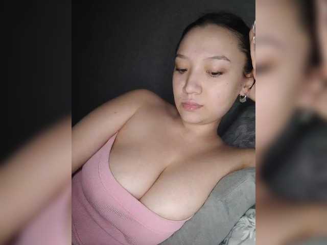 Arina979797 live cam on BongaCams