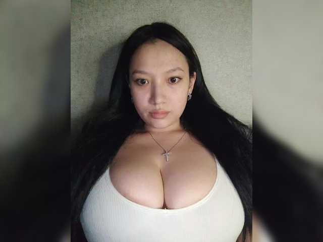 Arina979797's BongaCams show and profile