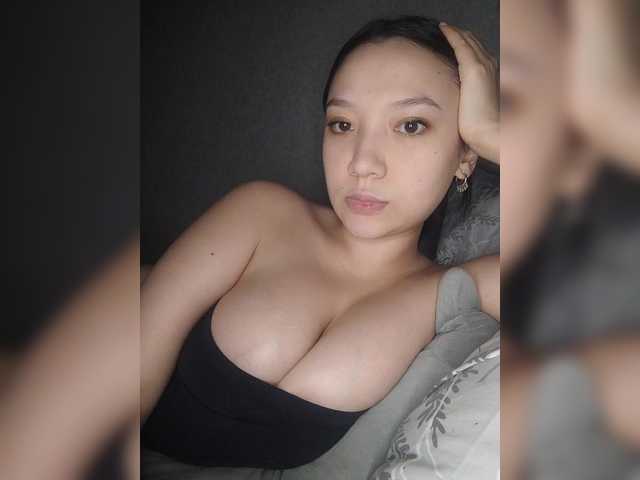 Arina979797 live cam on BongaCams