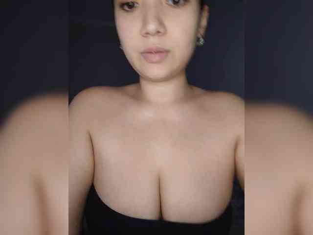 Goldlove1 webcam