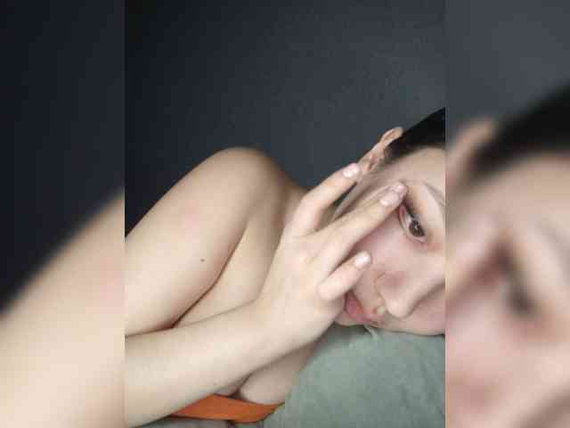 Arina979797 Live Webcam on BongaCams