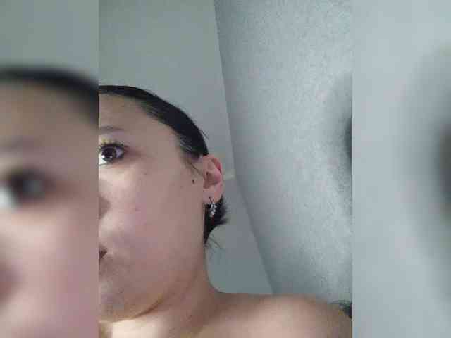Goldlove1 webcam