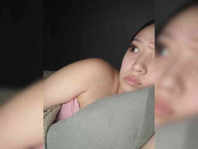 Arina979797 Live Webcam on BongaCams