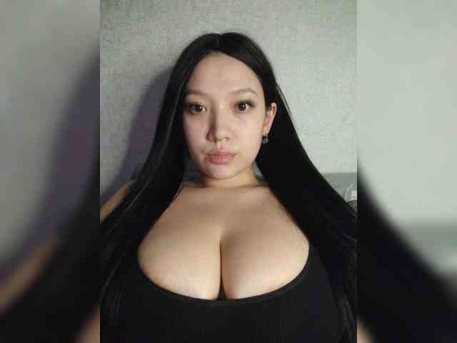 Bu model şu anda canlı. Arina979797