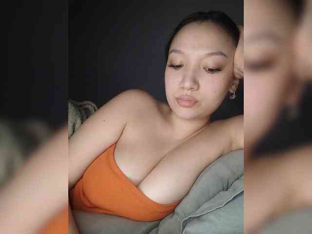 Arina979797 Live Webcam on BongaCams