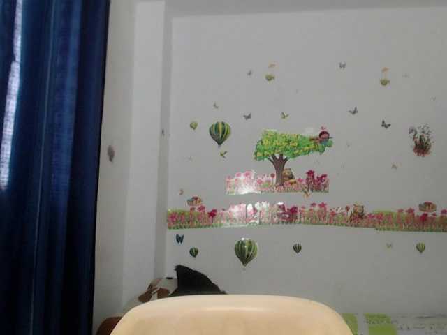 yosselin23 live cam on BongaCams