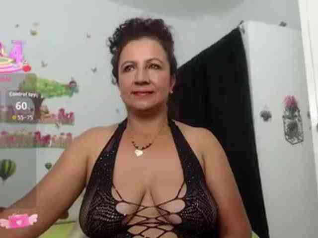yosselin23 webcam