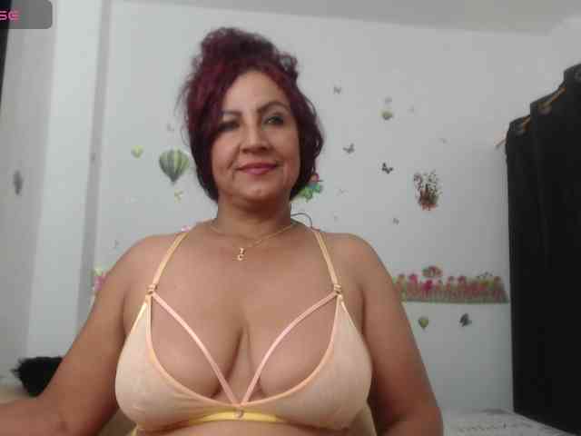 yosselin23 webcam