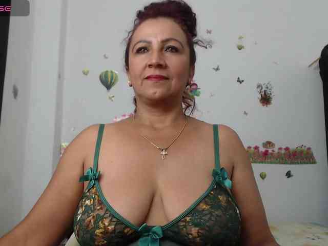 yosselin23 webcam
