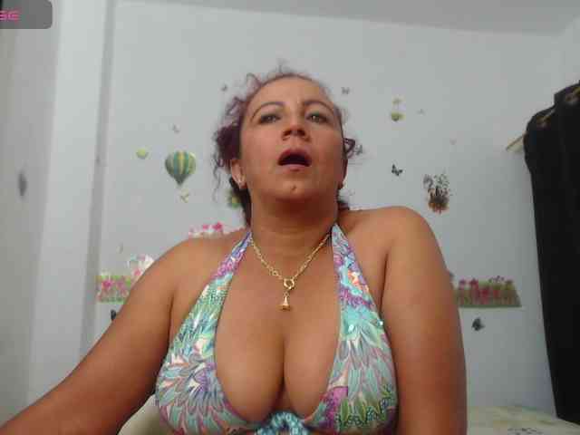 yosselin23 webcam
