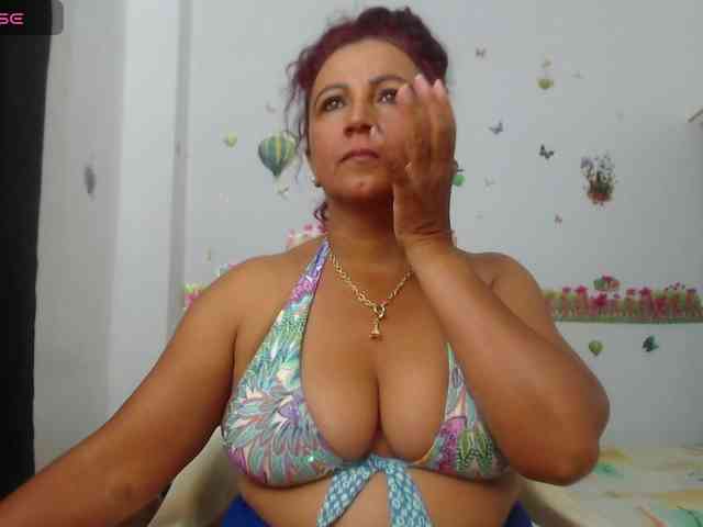 yosselin23 webcam