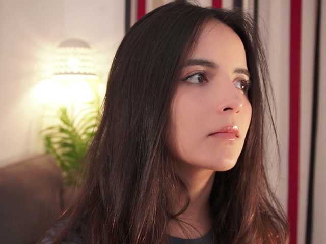 raychellblack's BongaCams show and profile