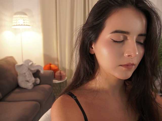raychellblack live cam on BongaCams