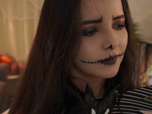 Raychell_Black live cam preview