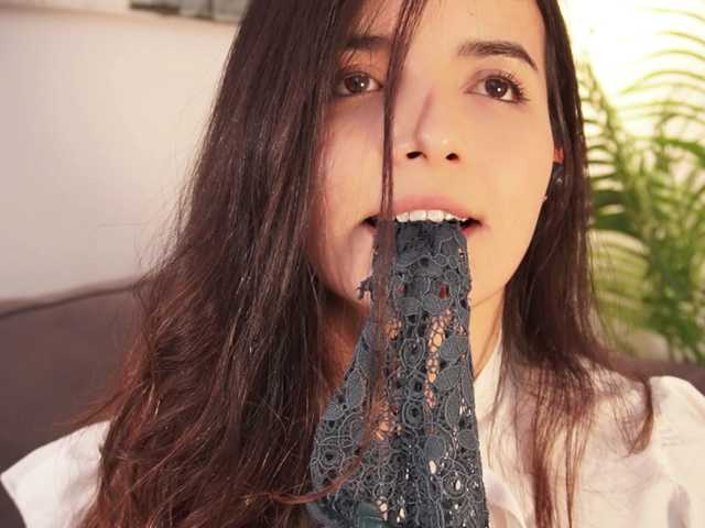 raychellblack's BongaCams show and profile