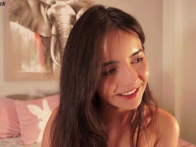 raychellblack live cam on BongaCams