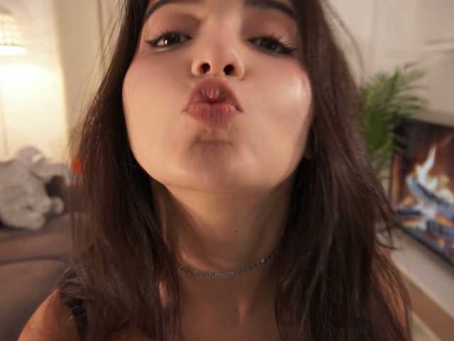raychellblack live cam on BongaCams