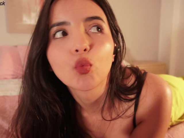 raychellblack live cam on BongaCams