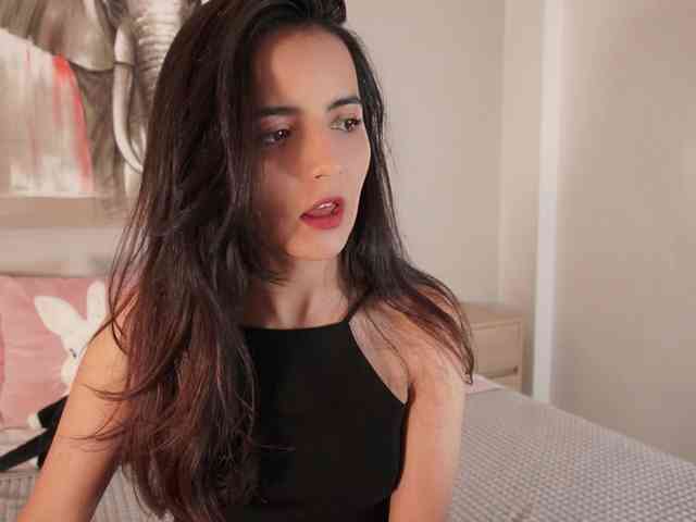 Raychell_Black webcam