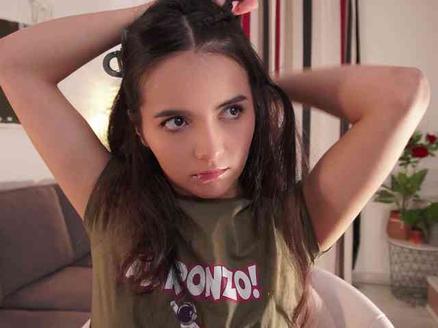 Raychell_Black webcam