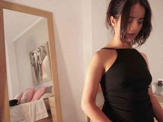 Raychell_Black webcam
