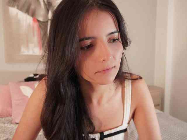Raychell_Black webcam