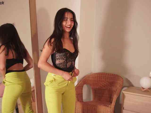 Raychell_Black webcam